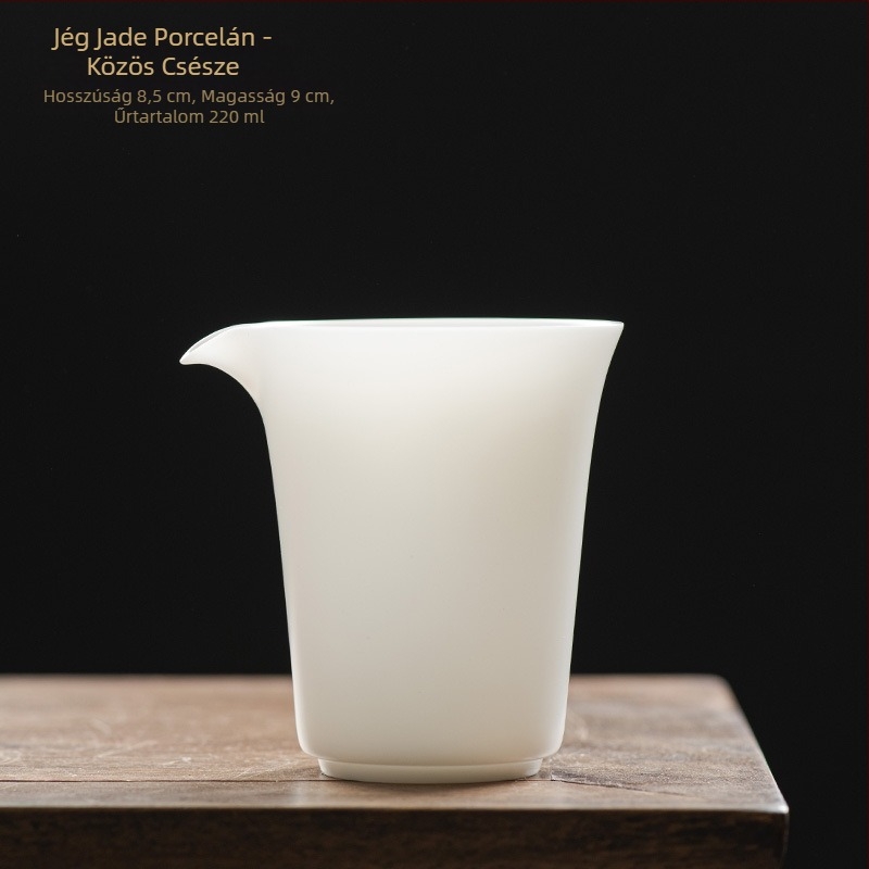 Dehua fehér porcelán Kung-Fu teáskészlet vékony falú, teafilterrel és egyenlő adag tea kiszolgálására szolgáló csészével