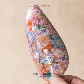 Kiváló minőségű zománcozott porcelán teázási kellék a kung-fu tea ceremóniához — teáskanál és díszes teaedények kínai stílusban