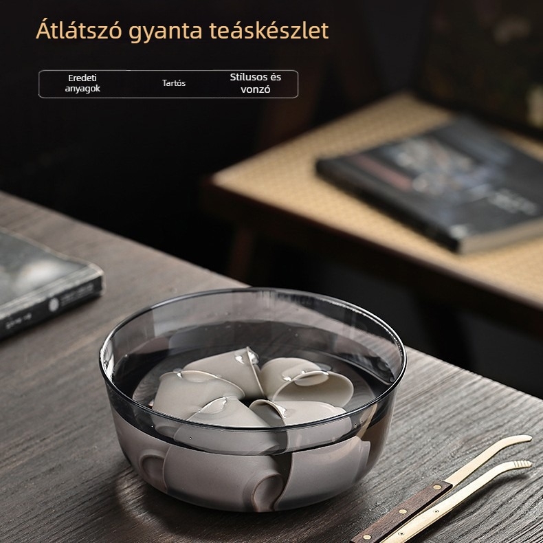 Gyantából készült teázási mosó-készlet: teáskanna és teáscsésze, hőálló, átlátszó, gömbölyű forma, különböző méretek