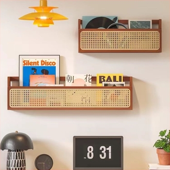 Rattan szövésű, falra szerelhető tömörfa könyvespolc könyvekhez és magazinokhoz, retro stílusban