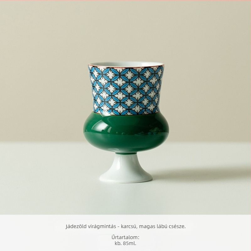 Jadezöld porcelán teáscsés, virágos kockás mintával, talpas, középmagasságú lábakkal, kínai stílusú, otthoni használatra, égési sérülések elleni védelem