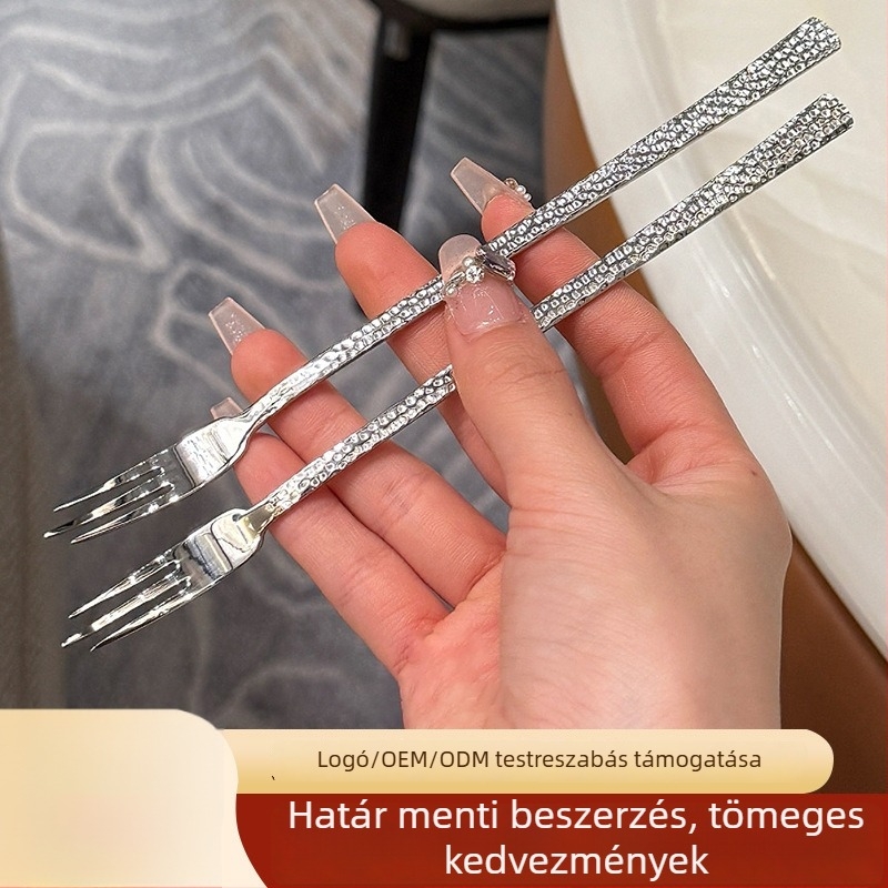 Rozsdamentes acél villa kalapácsos textúrával, elegáns megjelenés; gyümölcsökhöz, süteményekhez és desszertekhez, tészta- és salátavillához; nassoláshoz