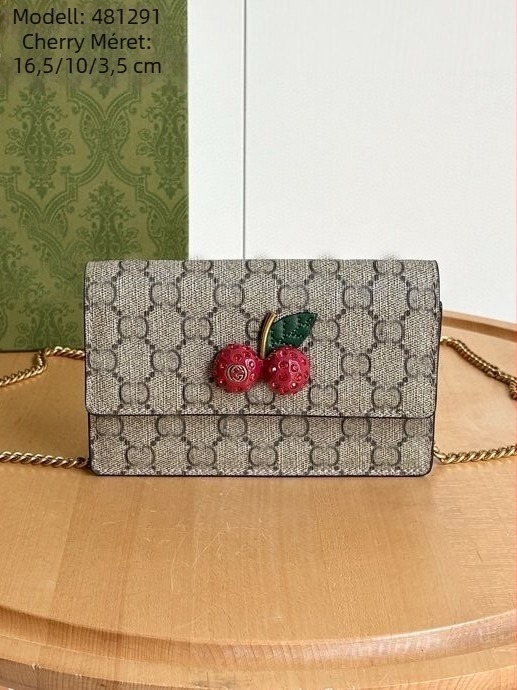Mini G-monogram láncos táska, cseresznyés kristályokkal, keresztpántos, klasszikus vászon-bőr dizájn