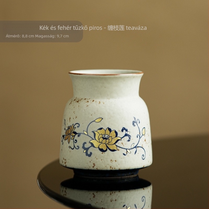 Kék-fehér porcelán tea ceremónia készlet hat kiegészítővel: teklipsz, teáskanna ecset, teáskanál, csészetartó, teás tű és teásdoboza.