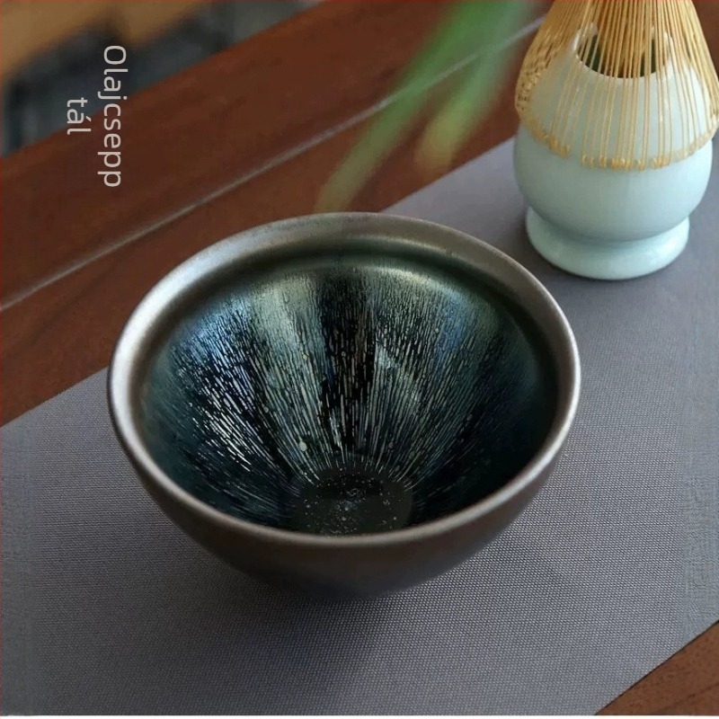 Jian Kiln teáscsésze olajcsepp mázzal, nagy méretű, 12,5 cm, aranyszálas és lógó tök dizájn