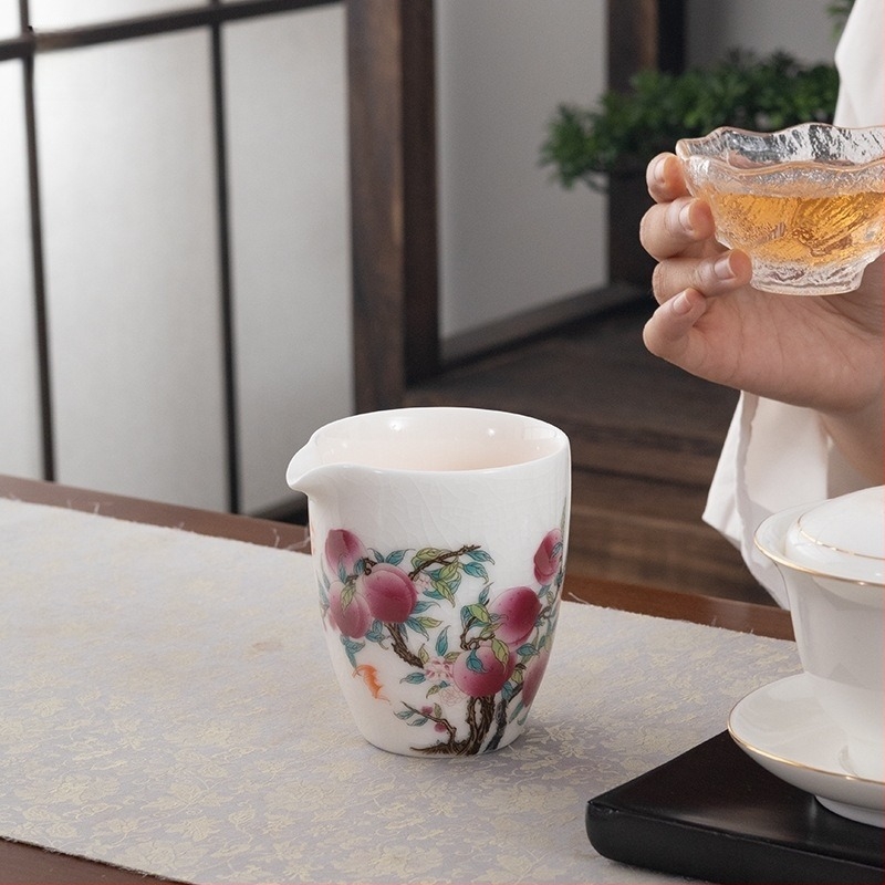 Nine Peach mintájú kerámia teáscsésze repedezett mázzal a Gongfu tea ceremóniához