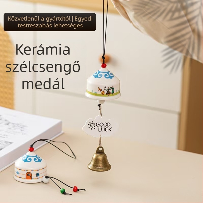 Kerámia szélcsengő medál etnikus motívumokkal, városi stílus