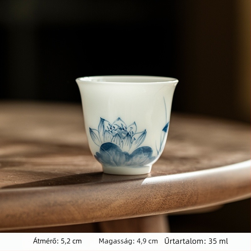 Új kínai stílusú kék-fehér kézzel festett porcelán teáscsésze