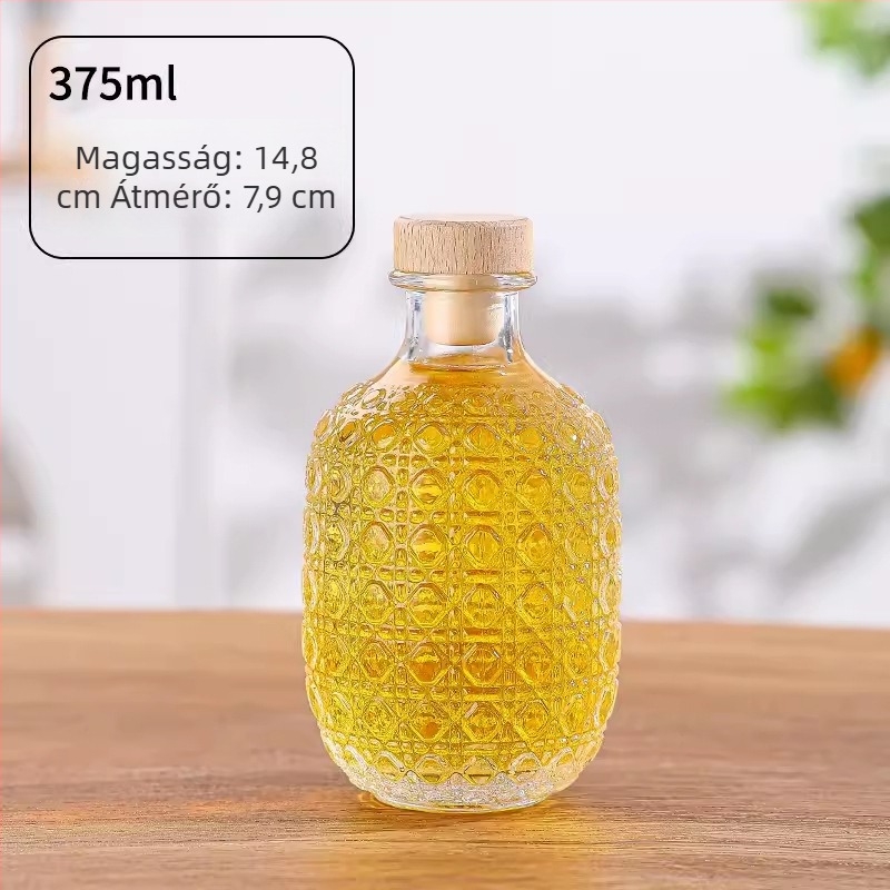Gyémántmintázatú üvegborospalack, üres palack házi gyümölcsborhoz, átlátszó, kupakkal lezárva
