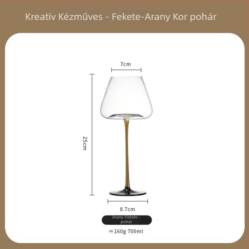 Új fekete–arany vörösboros pohár átlátszó színátmenetes felülettel, konkáv alj, felület szórt festéssel, magas szár