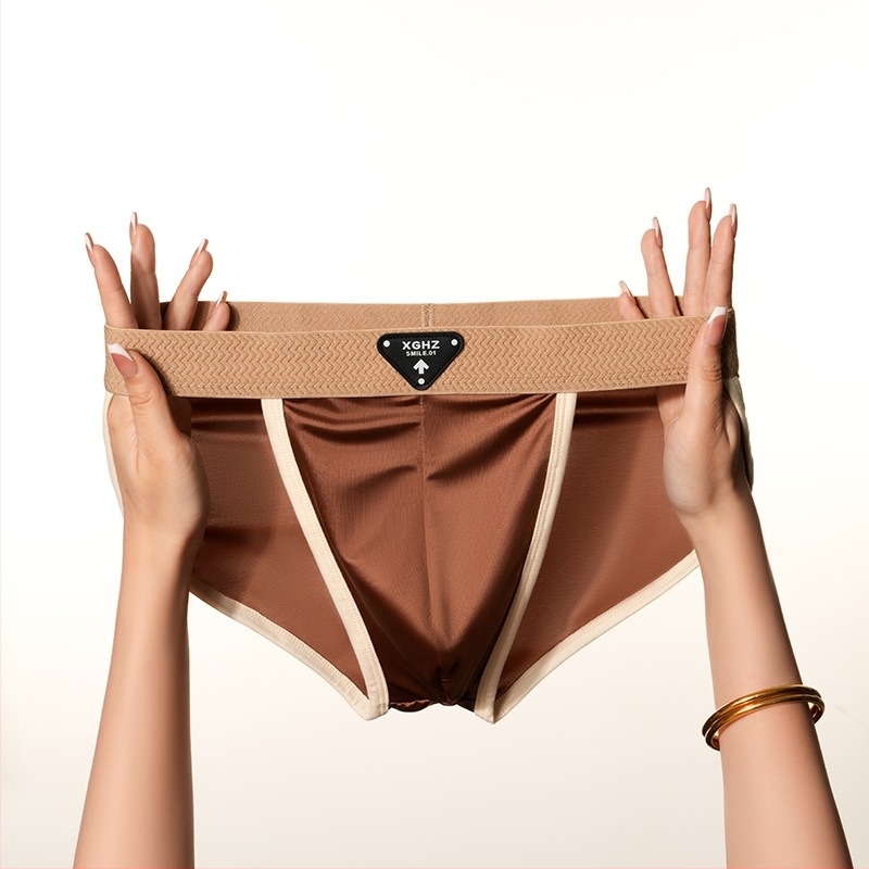 Új könnyű luxus satin férfi alsónemű — vékony, lélegző, hűs Ice Silk nyári viselet