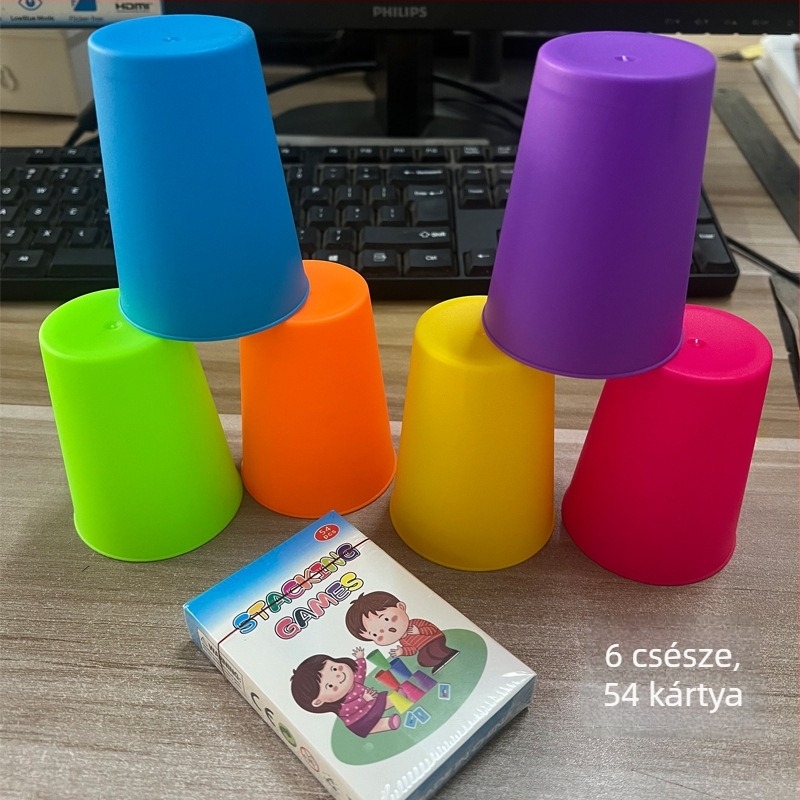 Kétfős pohártorony játék gyerekeknek — fejlesztő logikai puzzle a korai oktatáshoz