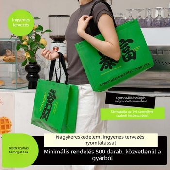 Válltáska nem szőtt anyagból ruhák és ajándékok számára, összecsukható laminált kivitel, környezetbarát, testreszabható