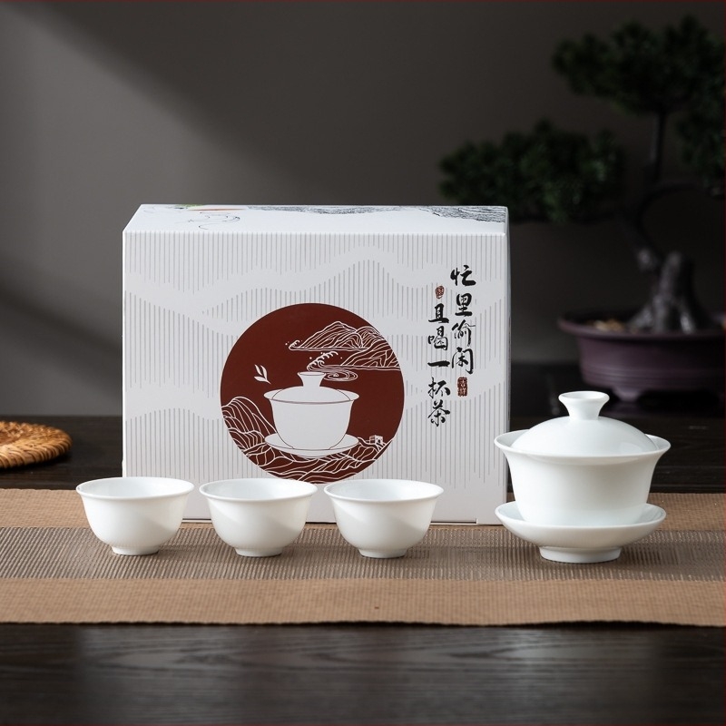 Fehér porcelán gaiwan teáskészlet háromszínű mázzal, háztartási teáscsészék, nyomtatható