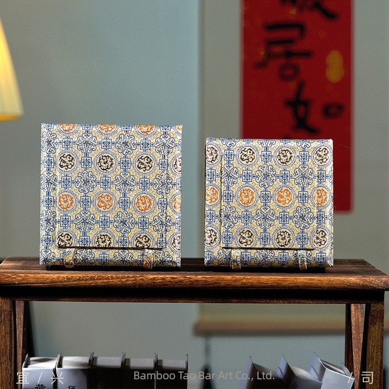 Song brokát nagy doboz retro kínai stílusú lila agyag teáskannához és porcelán készlethez, pecsét, ajándék tárolás