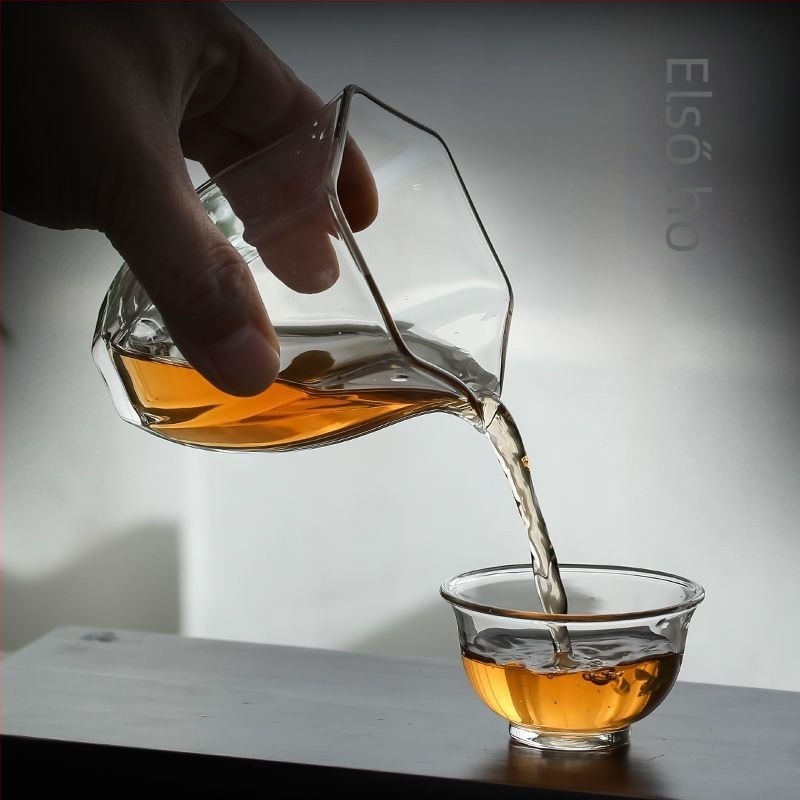 Hatszögletű átlátszó üvegpohár egyenletes teaosztáshoz, kis méret, kézzel készített japán stílusú teafilter-készlet
