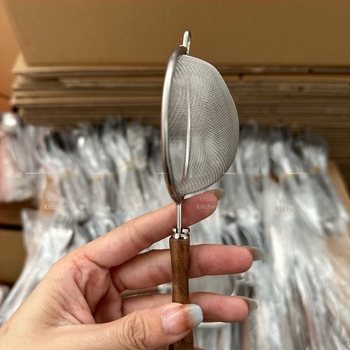 Diófából készült teafilter 304 rozsdamentes acél szűrővel, japán stílusú design