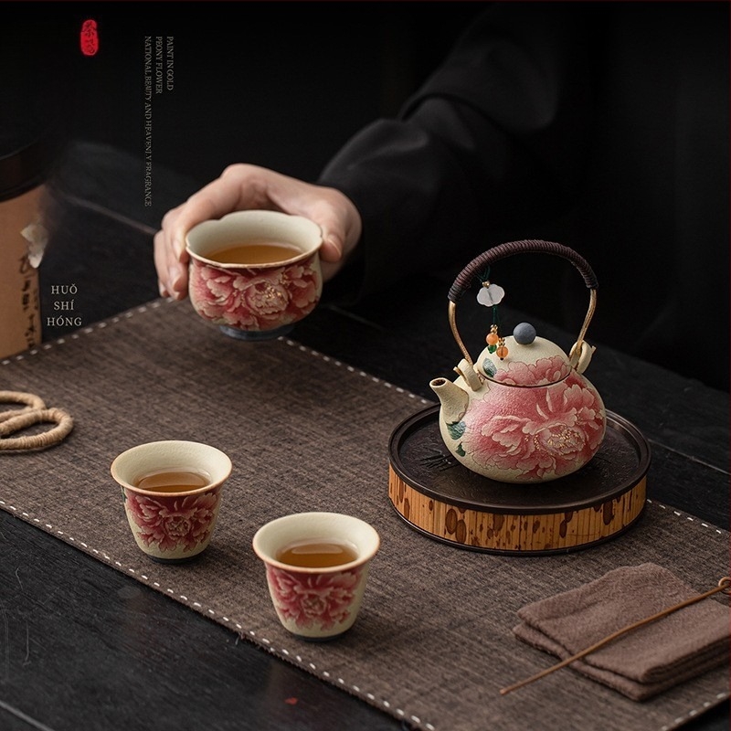 Kék-fehér porcelán teáskészlet: 1 teáskannával és 3 csészével, retro kung-fu tea készlet otthoni használatra, ajándék időseknek és ügyfeleknek.