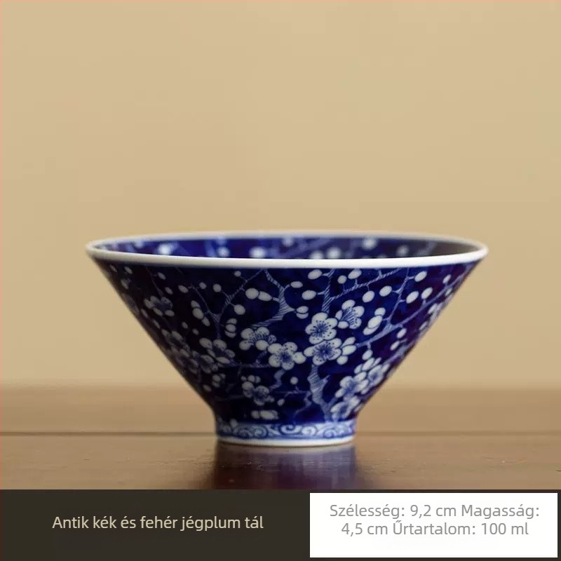 Kék-fehér mázas teáscsésze Buddha motívumokkal, Zen ihletésű, egyszemélyes teáscsésze