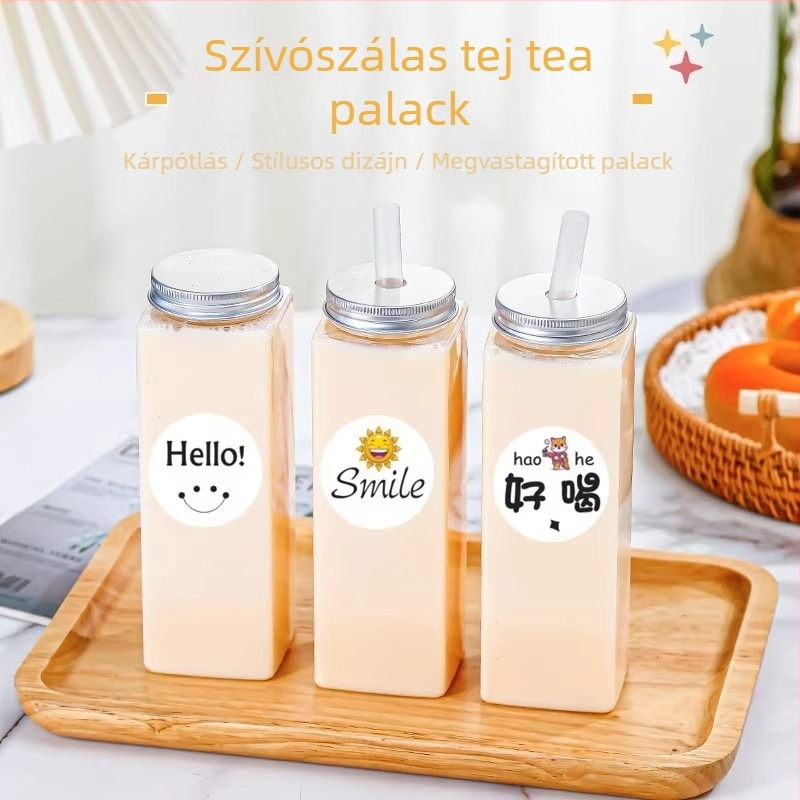 Egyszer használatos műanyag italosüveg szívószálnyílással, 401–500 ml kapacitású, tej-teához, gyümölcsteához és milkshake-hez