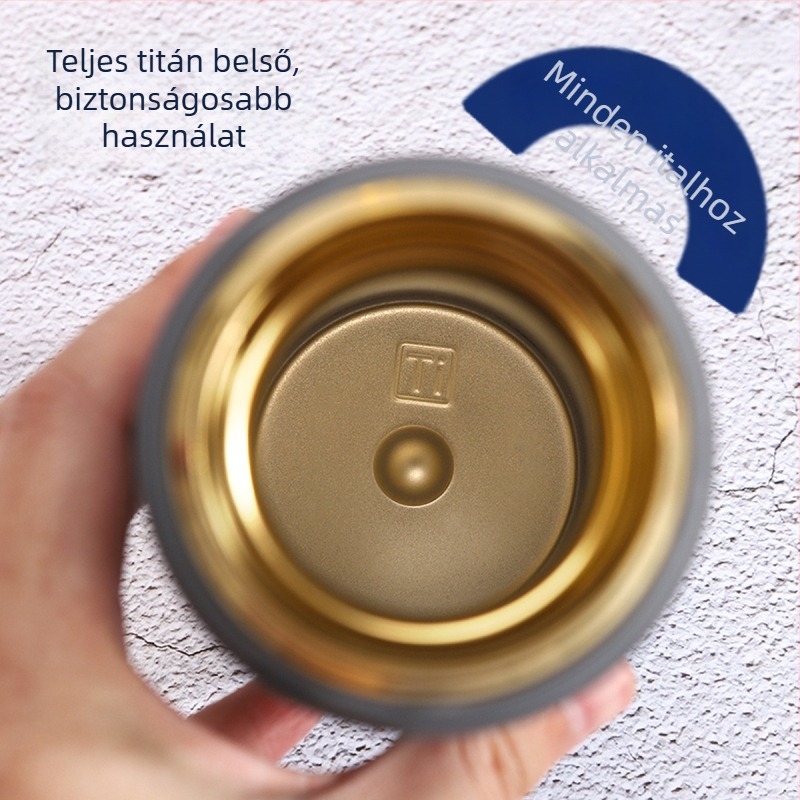 Titánium bevonatú szigetelt teáscsésze teához és vízhez szétválasztással, kalapált textúra, 304-es rozsdamentes acél belső, üzleti ajándék