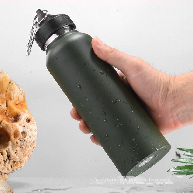 600 ml rozsdamentes acélból készült vákuum-szigetelt sportos vízüveg