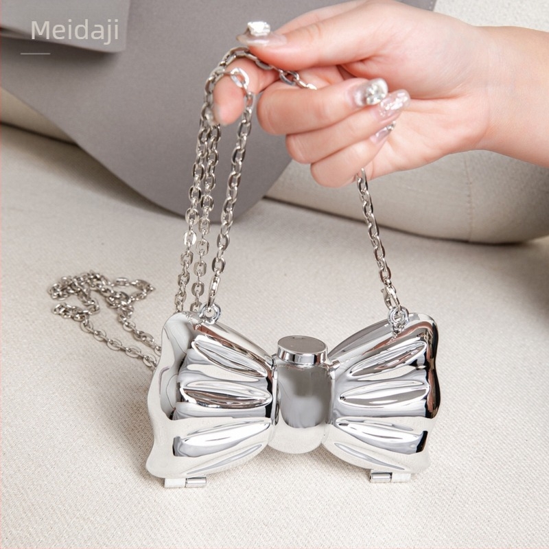 Mini akrilik clutch lánccal és masnival, estélyi crossbody táska, kis négyzet alakú