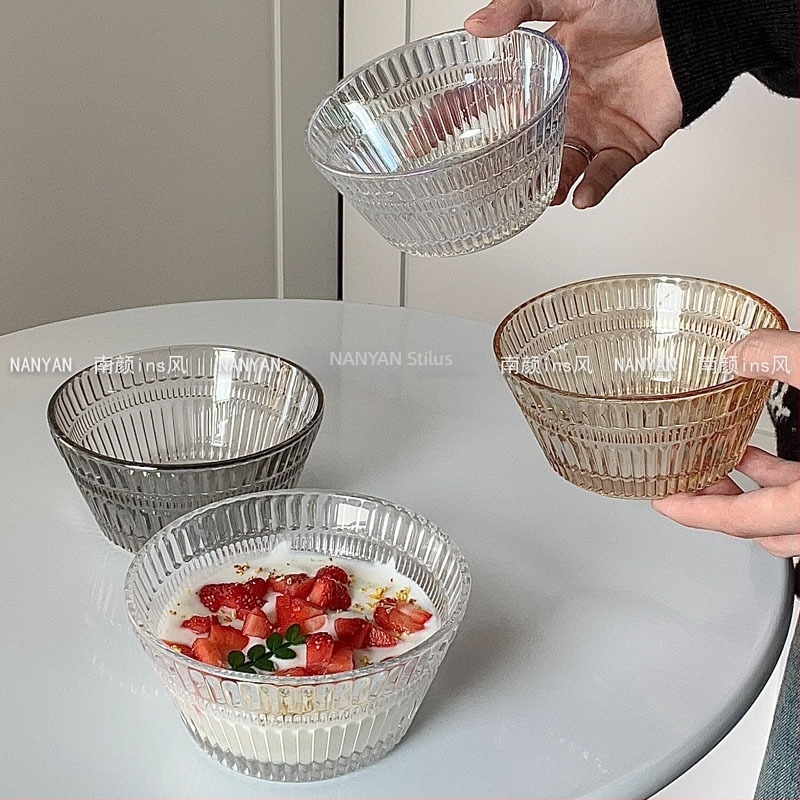 Üveg tál zabkásához reggelire és desszertekhez; ideális gyümölcssalátához és egyéb desszertekhez; kis kerek tál, 12 cm átmérővel.