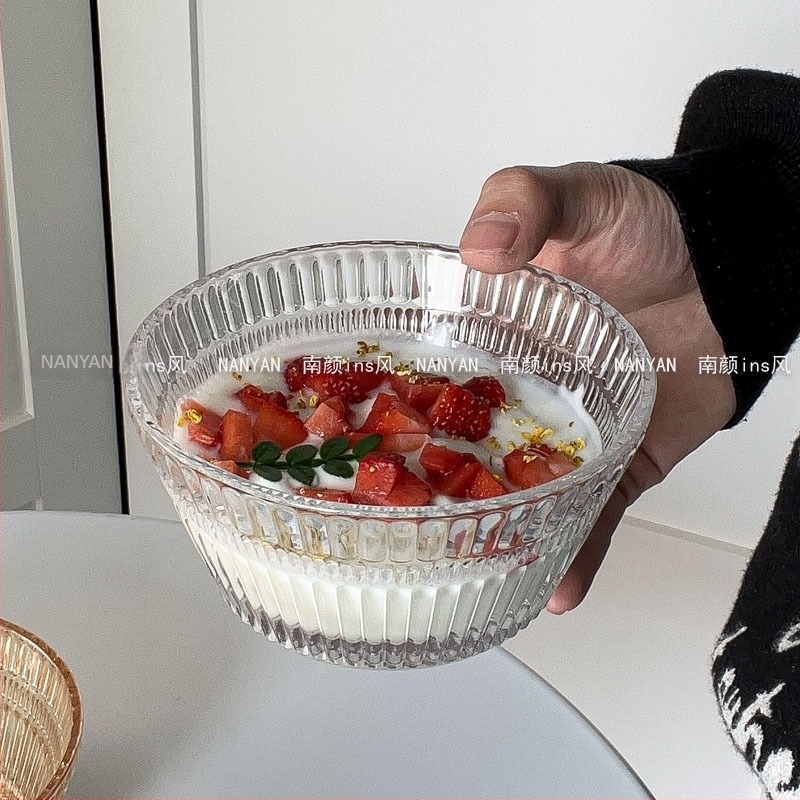 Üveg tál zabkásához reggelire és desszertekhez; ideális gyümölcssalátához és egyéb desszertekhez; kis kerek tál, 12 cm átmérővel.