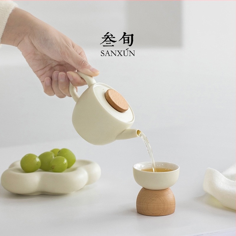 Félig gravírozott kerámia teáskanna szűrővel, nagy kapacitású, égés elleni védelem, minimalist design otthoni használatra, Kung Fu tea készlet kiegészítő