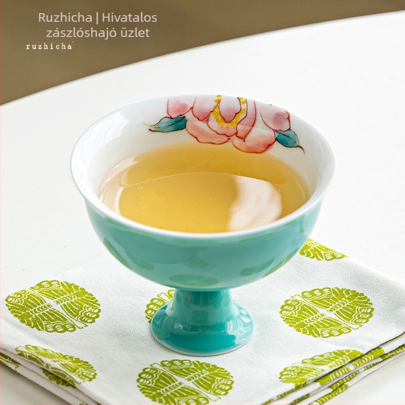 Kézzel festett porcelán Kung-Fu teáscsésze pillangó- és virágmotívummal, kínai retro stílus, női teás készlet