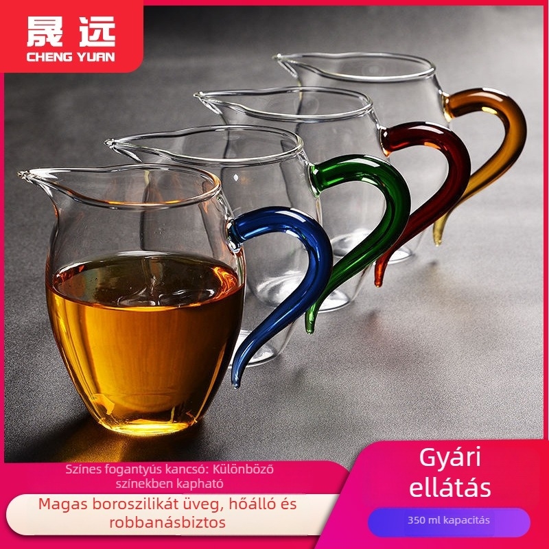 Vastagított boroszilikát üvegből készült Gongfu tea csésze fogantyúval és elegáns kiöntőnyílással