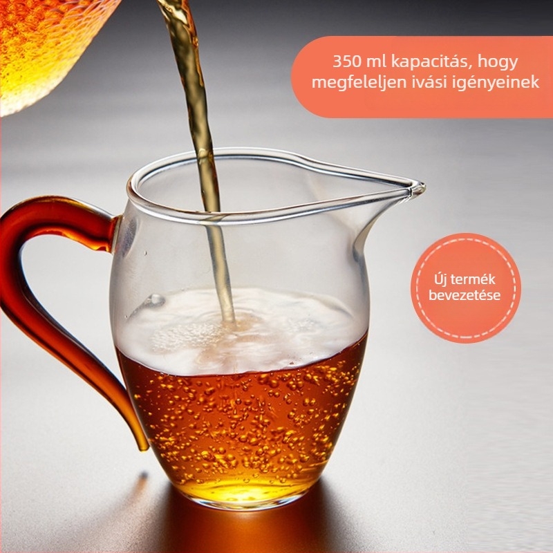 Vastagított boroszilikát üvegből készült Gongfu tea csésze fogantyúval és elegáns kiöntőnyílással