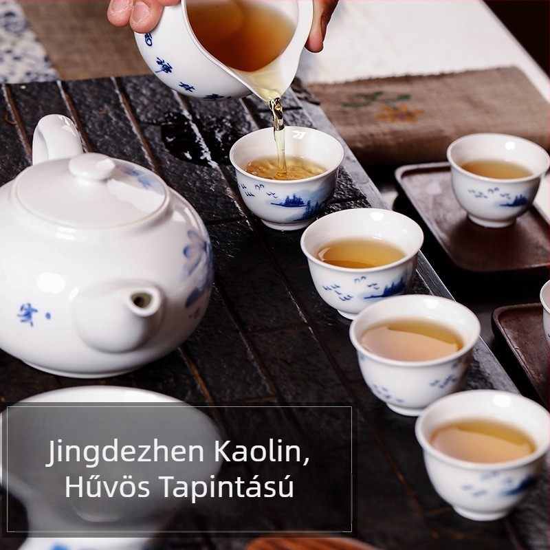 Jingdezhen kézzel festett kék-fehér porcelán kupa táj motívummal, Kung Fu teás készlethez