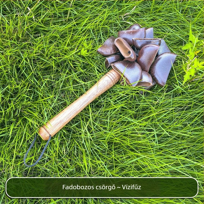 Fából készült harang fogantyúval, etnikus stílusú csörgő hangszer jóga és meditációhoz