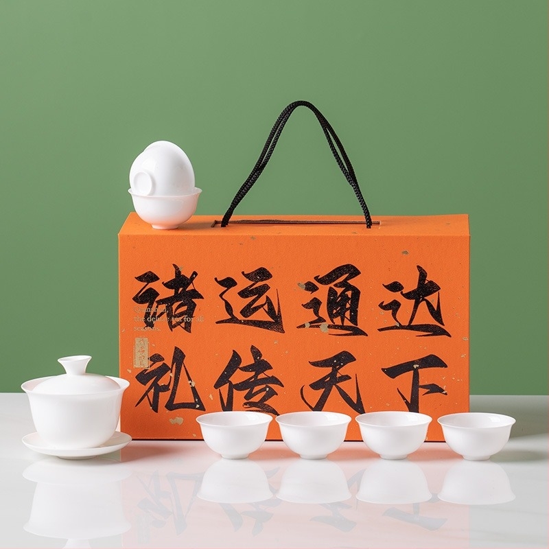 Xingniangjian Finom falú csont porcelán teáskészlet háromrészes fedeles tál a tea infúziójához, otthoni teáscsészék, nemzeti divat stílusban