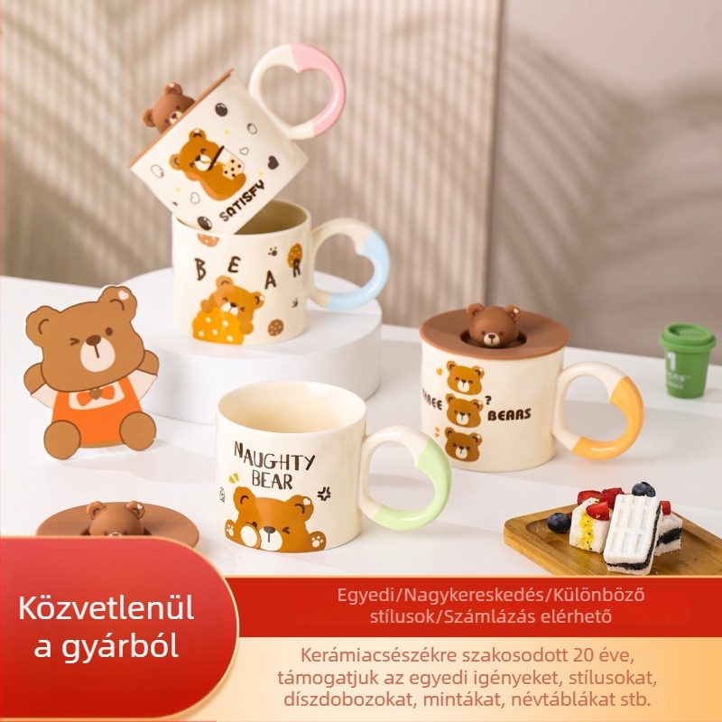Kerámiás bögre fedővel és kanállal – rajzolt medvével