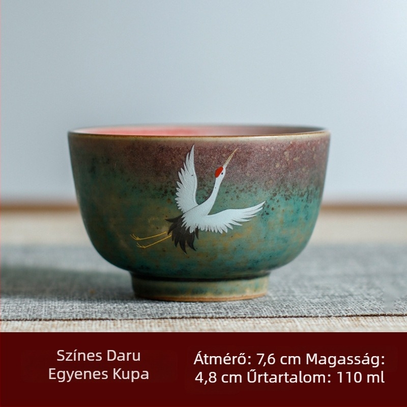 Japán stílusú mázas porcelán teáscsésze daru motívummal — ajándék készlet egy teáscsésze és egy házigazda teáscsészével