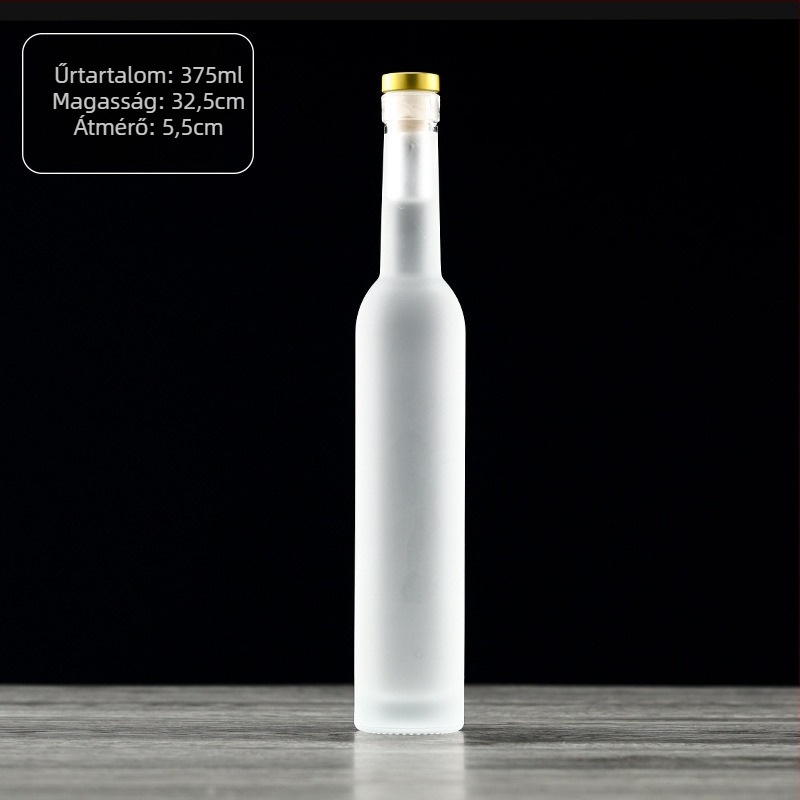 Keskeny kristályüveg vodkához és borhoz, átlátszó vagy matt felülettel, üres italüveg. Elérhető méretek: 200 ml, 375 ml és 500 ml (ovális vagy hosszúkás forma).