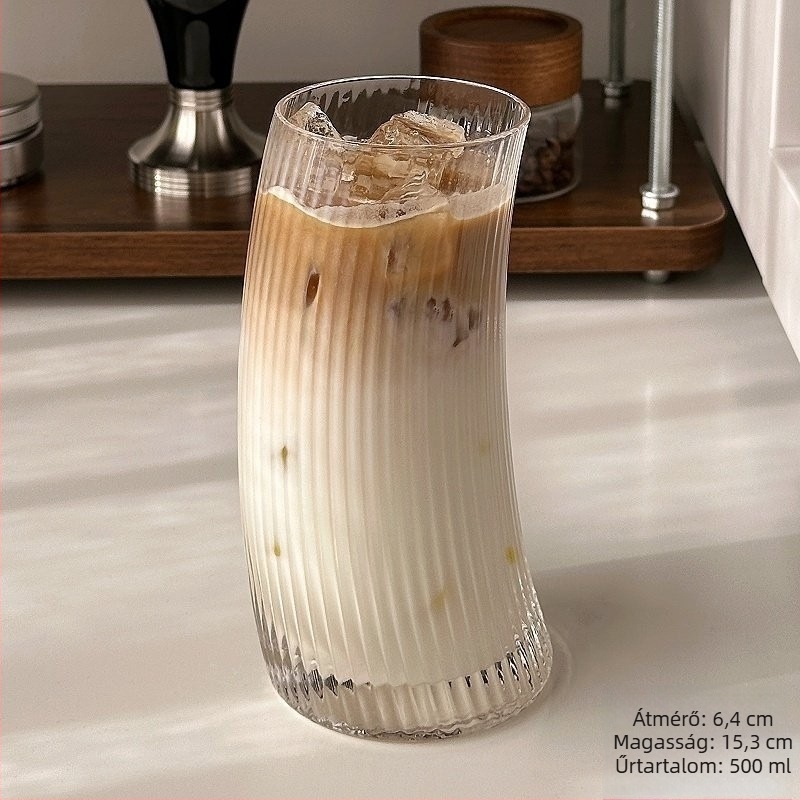 Influencer által inspirált stílusú üvegpohár, aszimmetrikus formával, crescent sail dizájn, gyümölcsléhez, mojitohoz, koktélokhoz és tejes teához