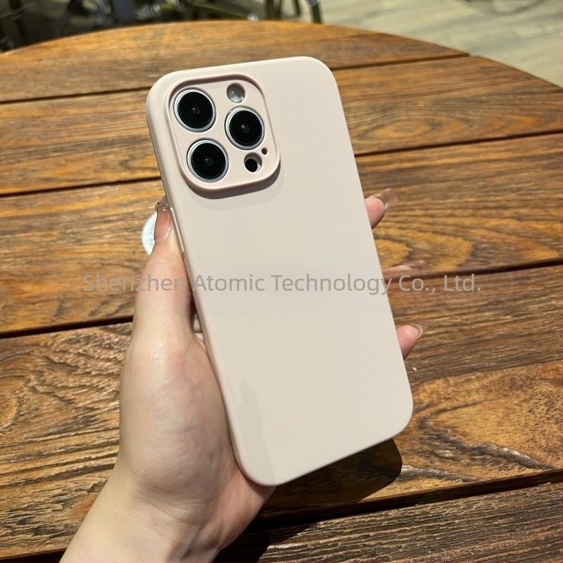Folyékony szilikonból készült telefontok iPhone 16/17-hez logóval, teljes lefedettség, egyszínű, bőrszerű tapintás