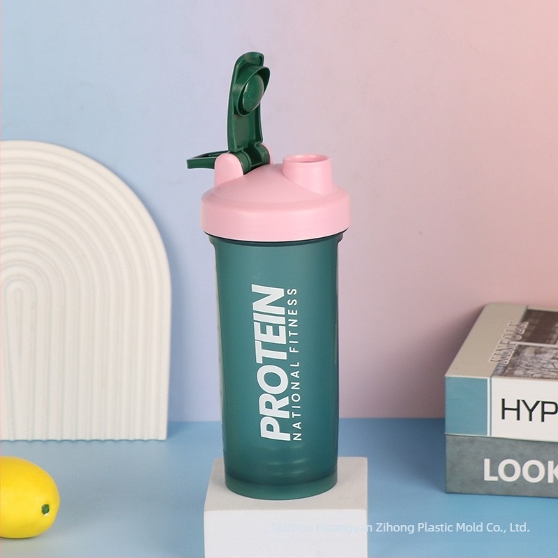 Új 600 ml sportos shaker pohár fehérje porhoz keverőgolyóval