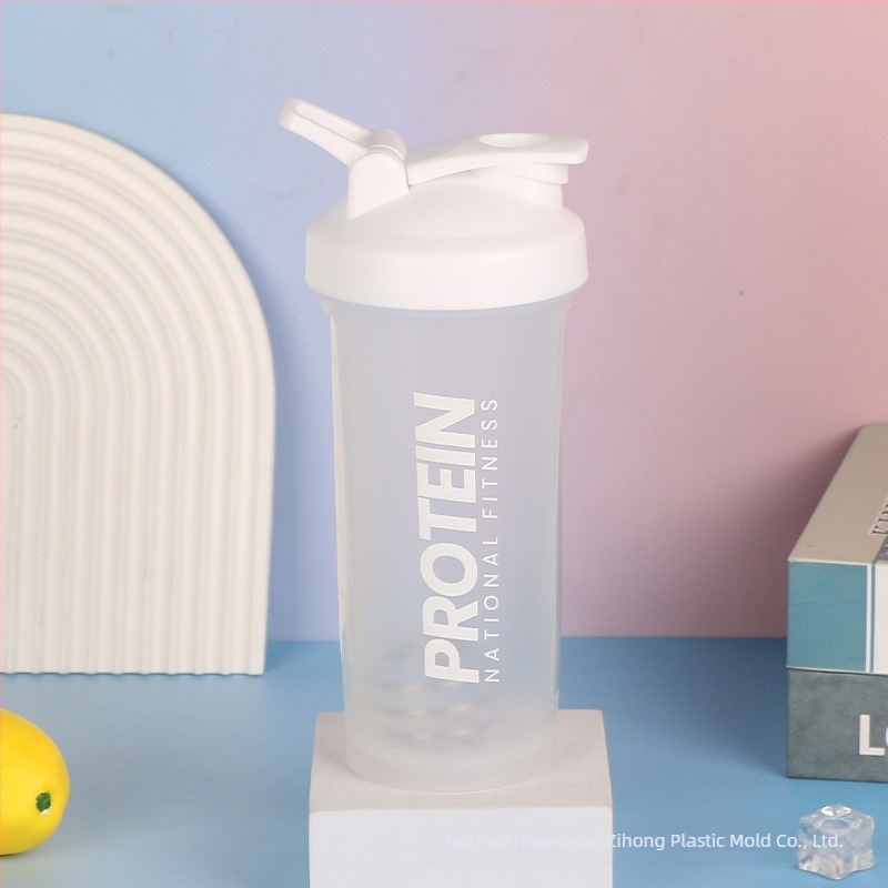 Új 600 ml sportos shaker pohár fehérje porhoz keverőgolyóval