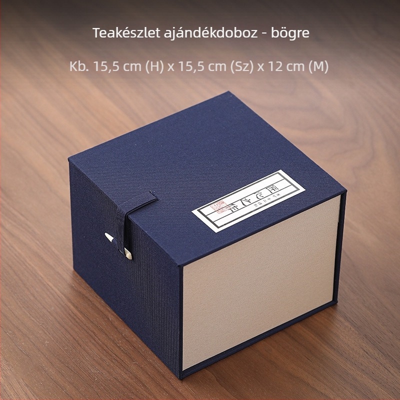Kék brokát ajándékdobozos teáskészlet: teáscsésze, teáskanna és fedeles tál