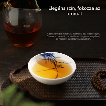 Kézzel festett kék-fehér porcelán teáscsésze, kis méretű, teaceremóniára