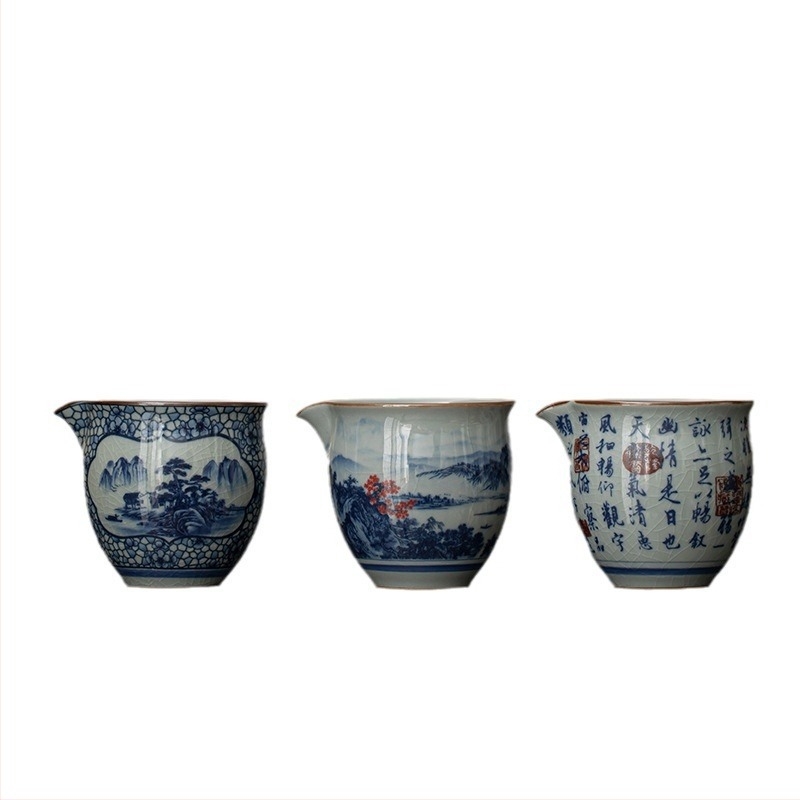 Nagy méretű kék-fehér porcelán teás kiegészítő készlet, egyenlítő teáscsészével, teázó tálcával és teás adagolóval (retro stílus).