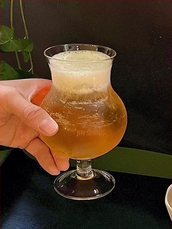 Kínai stílusú üvegpohár teához, magas goblet-formájú, szívóval, tej-tea pohár gleccser mintával