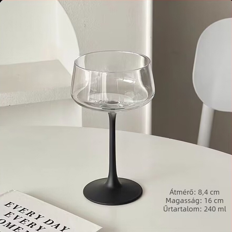 Rózsaszín kristály magas lábú martini pohár, francia stílus, otthoni használatra