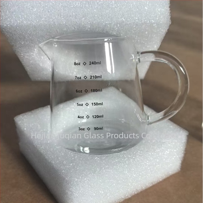 Pour-over kávé megosztó készlet, vastag, hőálló tejes üvegpohárral és mérőskálával