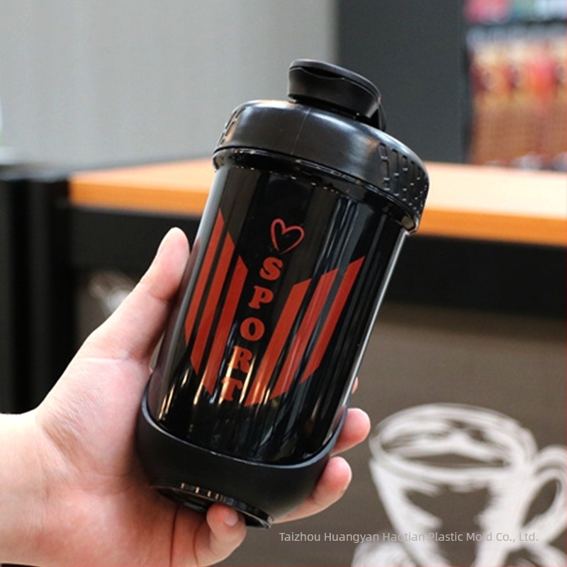 590 ml sportfehérje shaker pohár, dupla rétegű polikarbonát testtel, hordozható milkshake készítéséhez